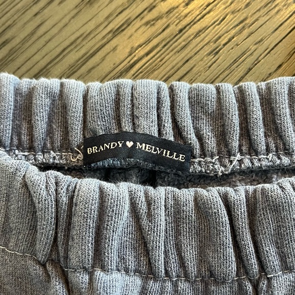 Brandy Melville Sweatpants - Picture 3 of 6